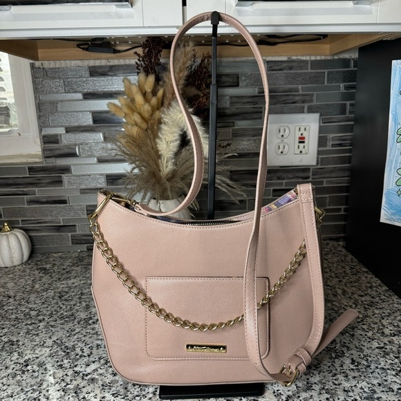 Betsey Johnson Handbags - Betsey Johnson Light Pink Crossbody Bag with Gold Chain Accents